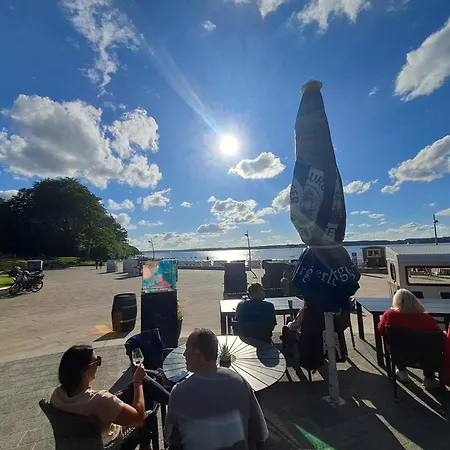 Lille Strandhus Dom wakacyjny Holnishof